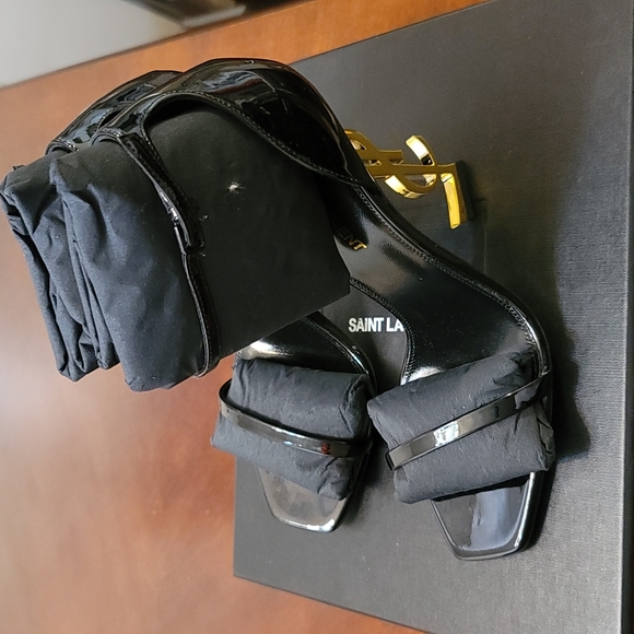 YSL Saint Laurent sz 8.5 - Picture 2 of 4